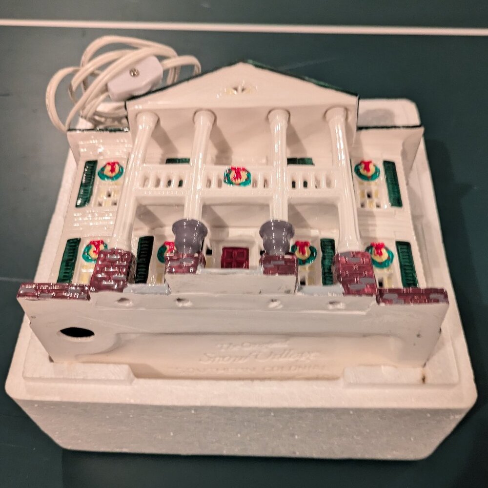 Department 56 Original Snow Village Southern Colonial